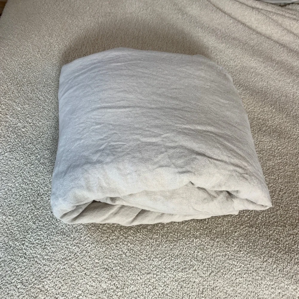 Parachute linen duvet